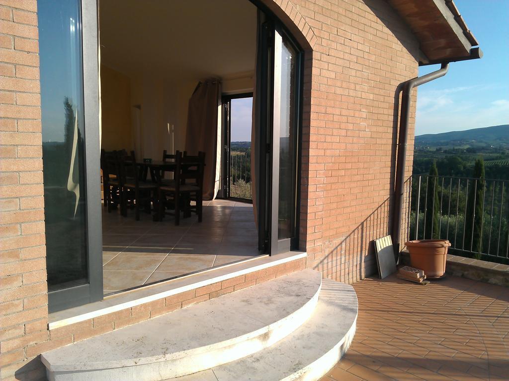 Il Crinale Apartment ซานจีมิญญาโน ห้อง รูปภาพ
